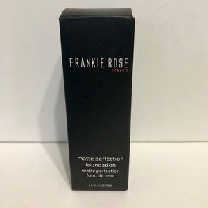 Frankie Rose Matte Perfection Foundation